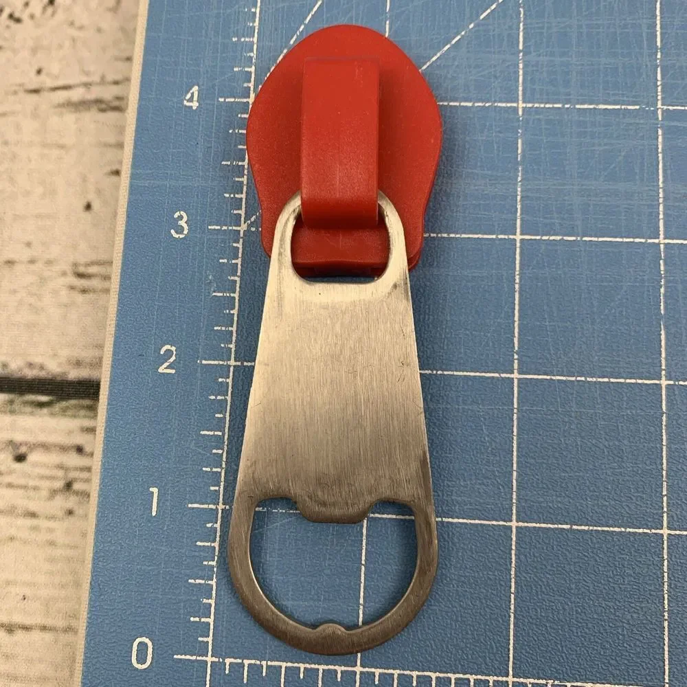 Bottle Opener‎ Zipper Pull Novelty Keychain Barware Red